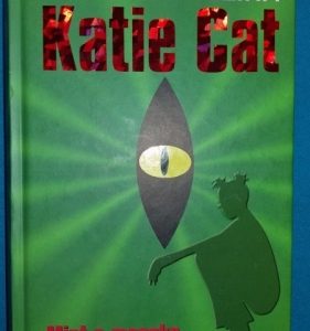 Katie Cat ~ Mint a macska