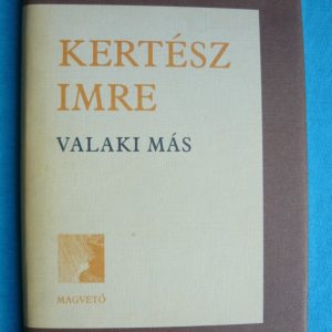 Valaki más