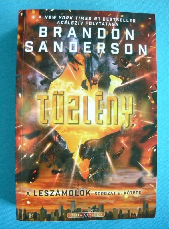 Acélszív 3 Acélszív / Tűzlény / Vész – Leszámolók trilógia